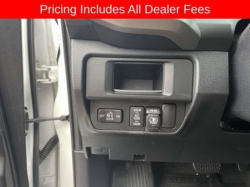 Used 2017 Toyota Tacoma Limited w/ Tow Package AWD/4WD image 22