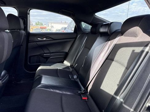 Used 2019 Honda Civic Sport image 16
