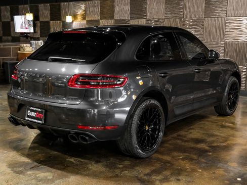 Used 2017 Porsche Macan image 9