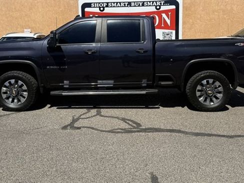 Used 2024 Chevrolet Silverado 2500 Custom w/ Custom Value Package AWD/4WD image 1