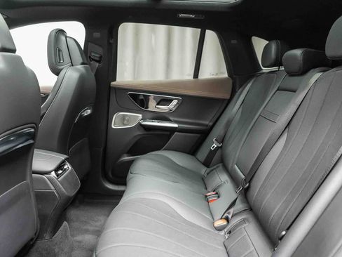 Used 2025 Mercedes-Benz EQE 350+ SUV image 18