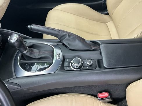 Used 2016 MAZDA MX-5 Miata Grand Touring image 16