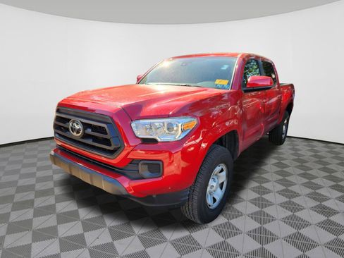 Used 2022 Toyota Tacoma SR w/ SR Convenience Package RWD image 2