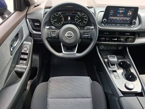Used 2023 Nissan Rogue SV AWD/4WD image 12