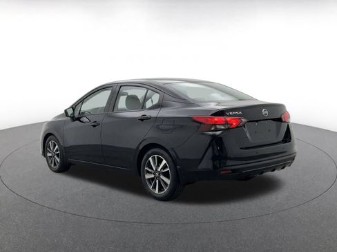 Used 2025 Nissan Versa SV FWD image 7