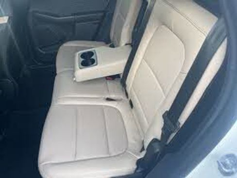 Used 2022 Ford Escape SEL image 6