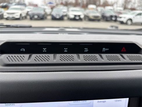 New 2025 Ford Bronco Badlands image 19