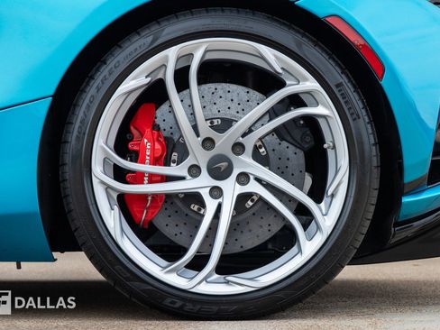 Used 2025 McLaren 750S Spider RWD image 9