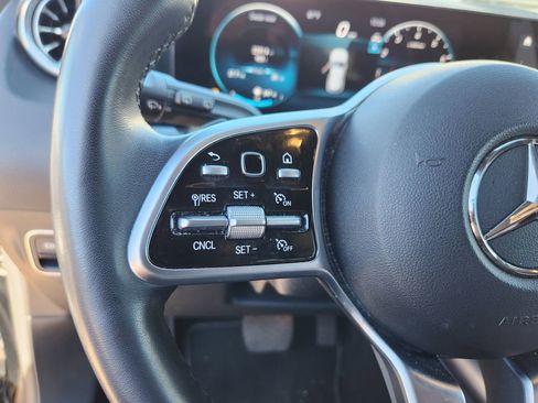 Used 2023 Mercedes-Benz GLA 250 4MATIC image 22