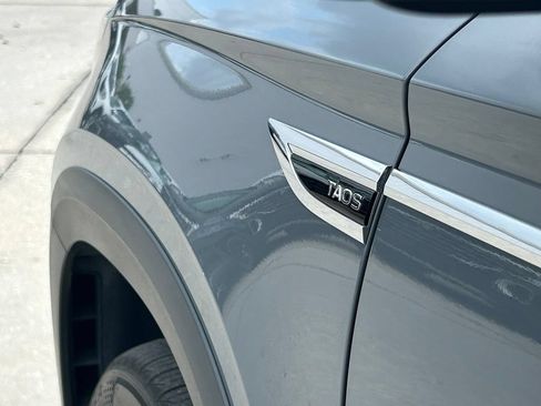 Certified 2024 Volkswagen Taos SE FWD image 29