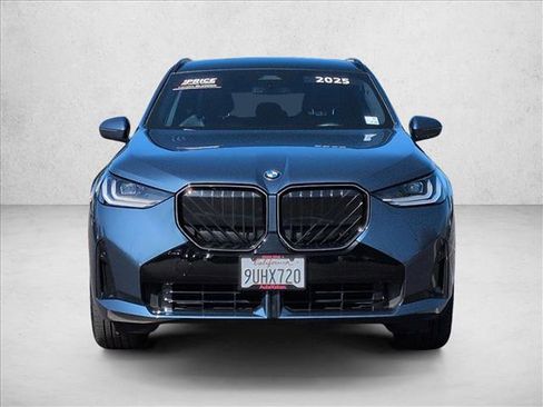 Used 2025 BMW X3 xDrive30i w/ M Sport Package image 2
