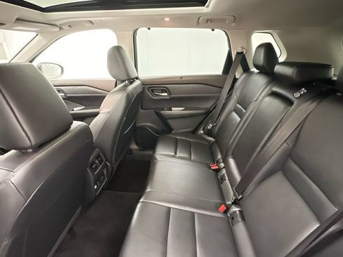 Used 2023 Nissan Rogue SL w/ SL Premium Package AWD/4WD image 10