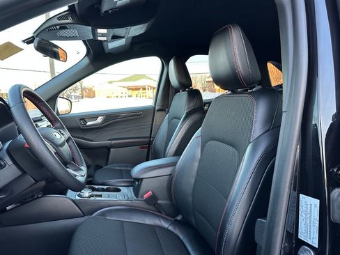 Used 2025 Ford Escape ST-Line AWD/4WD image 26