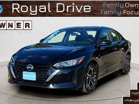 Used 2025 Nissan Sentra SV FWD image 1