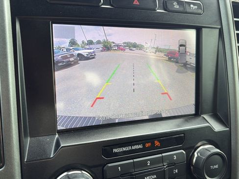 Used 2020 Ford F150 Raptor AWD/4WD image 12