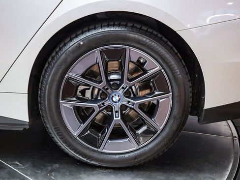 Used 2023 BMW i4 eDrive40 w/ Premium Package image 11