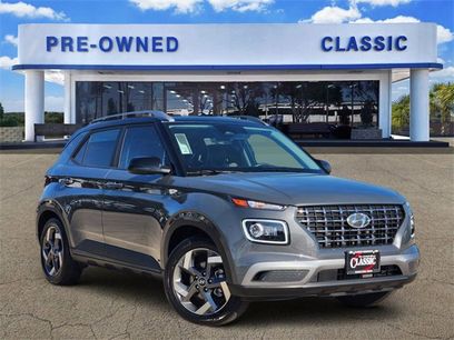 Used 2025 Hyundai Venue Limited