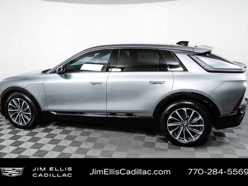 Used 2024 Cadillac Lyriq Sport w/ LPO, Floor Liner Package AWD/4WD image 31