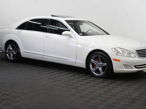 Used 2008 Mercedes-Benz S 550 image 3
