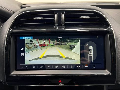 Used 2020 Jaguar XE S RWD image 12