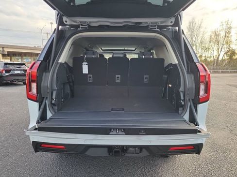 New 2025 Ford Expedition Active image 37