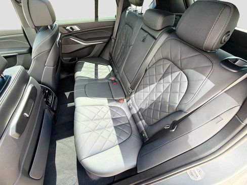 Certified 2025 BMW X5 xDrive40i w/ Climate Comfort Package AWD/4WD image 16