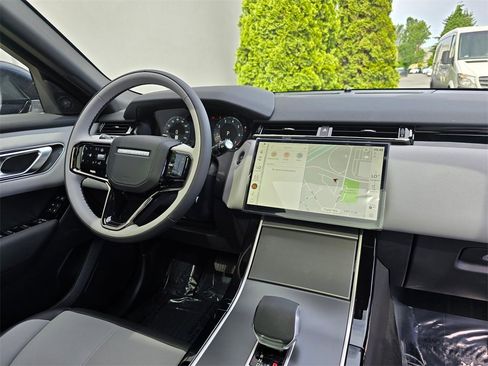 New 2026 Land Rover Range Rover Velar S image 34