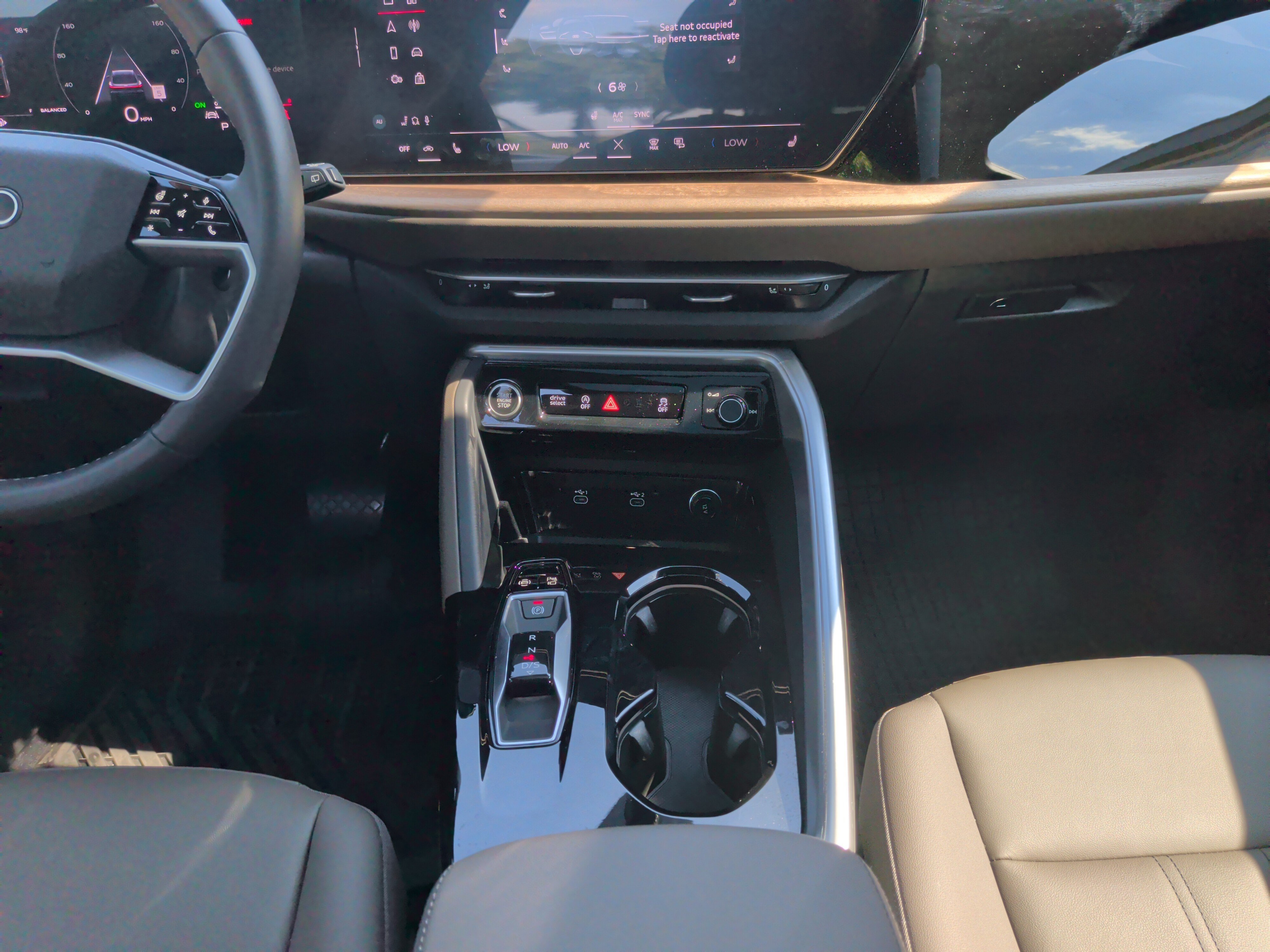 Used 2025 Audi Q5 Premium w/ Convenience Package AWD/4WD image 28