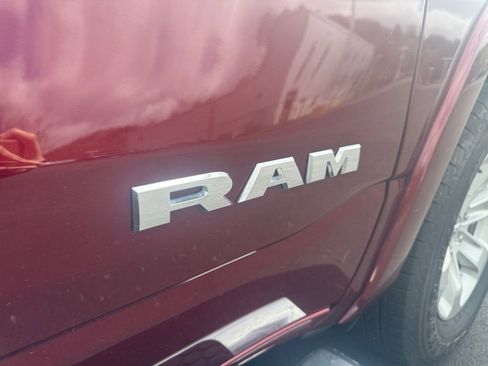 Used 2019 RAM 1500 Laramie AWD/4WD image 27