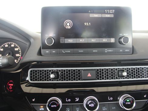 Used 2025 Honda Civic Sport image 11