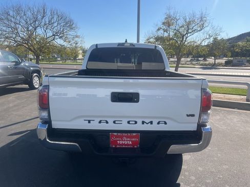 Certified 2023 Toyota Tacoma TRD Off-Road w/ Black Out Package (TMS) image 3