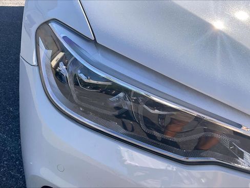 Used 2020 BMW 530i w/ Lighting Package RWD image 26