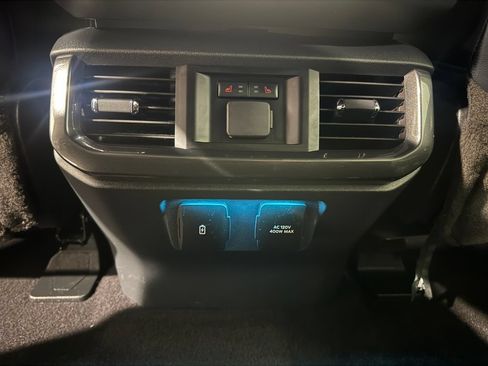Used 2023 Ford F150 Lariat w/ Equipment Group 502A High AWD/4WD image 37
