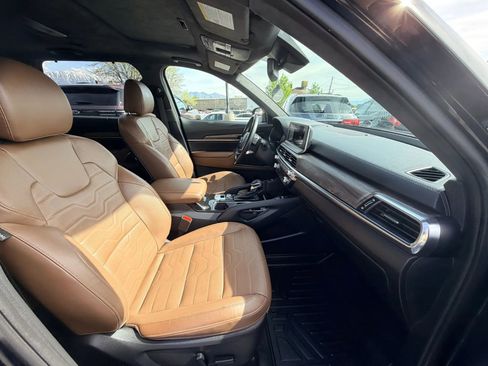 Used 2021 Kia Telluride SX w/ SX Prestige Package image 23