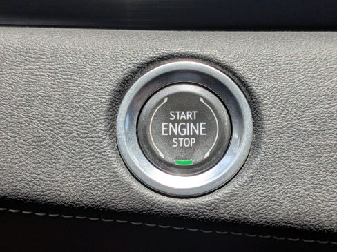 Used 2022 Cadillac Escalade ESV Luxury RWD image 24