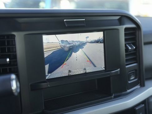 Used 2025 Ford F250 XLT image 26