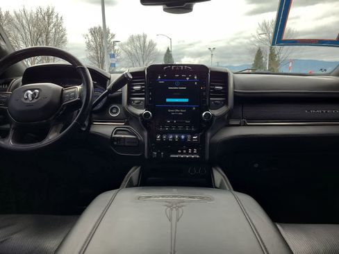 Used 2021 RAM 2500 Limited image 18