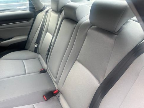 Used 2019 Honda Accord EX image 7