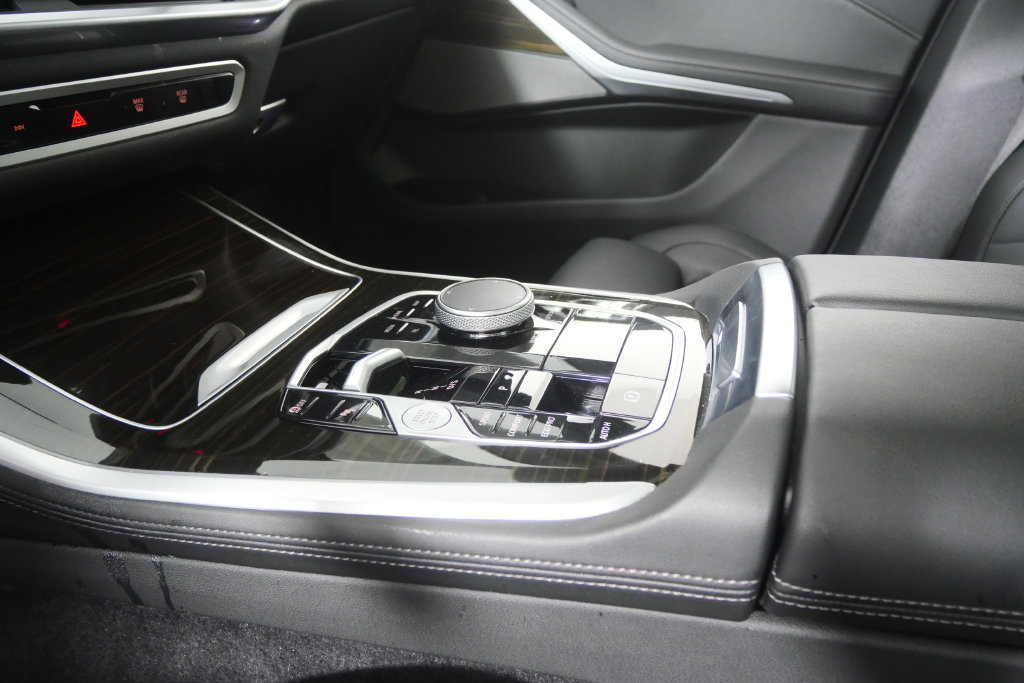 Certified 2024 BMW X5 sDrive40i w/ Premium Package RWD image 24