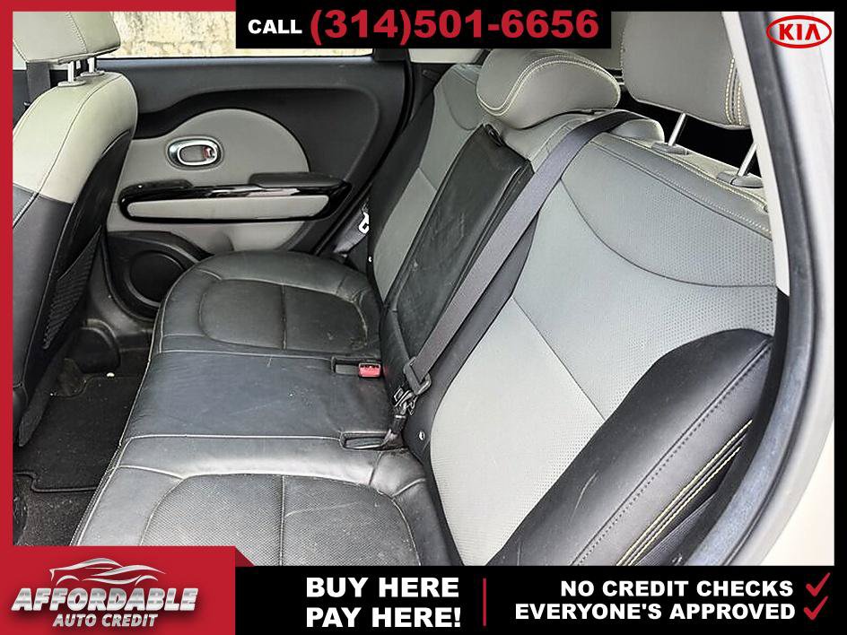 Used 2016 Kia Soul + w/ Primo Package FWD image 11
