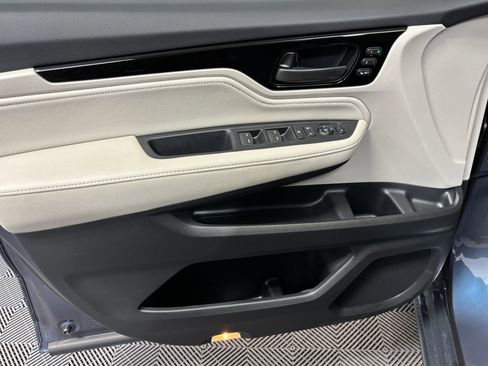 New 2026 Honda Odyssey Touring image 29