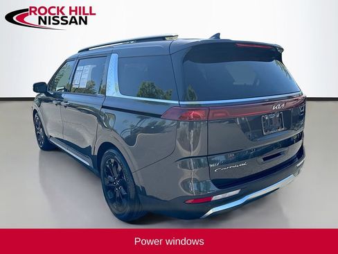 Used 2022 Kia Carnival SX FWD image 5
