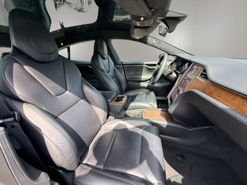 Used 2019 Tesla Model S Performance AWD/4WD image 16