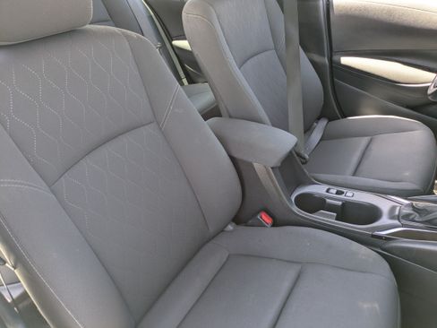 Used 2024 Toyota Corolla LE FWD image 10