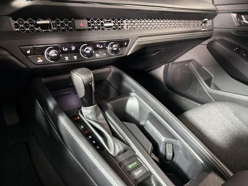 Used 2025 Honda Accord SE image 14