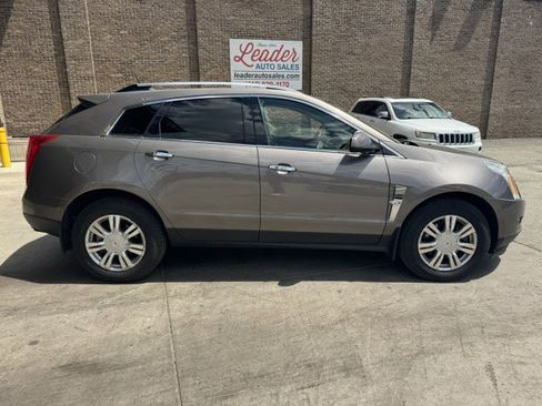 Used 2011 Cadillac SRX Luxury AWD/4WD image 2