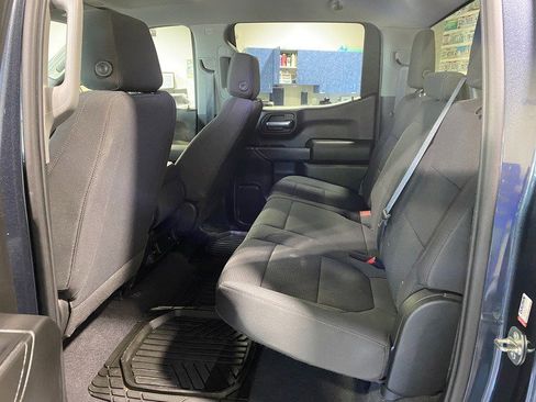 Used 2020 Chevrolet Silverado 1500 Custom w/ Custom Value Package image 14