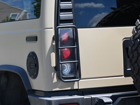 Used 2008 HUMMER H2 AWD/4WD image 13