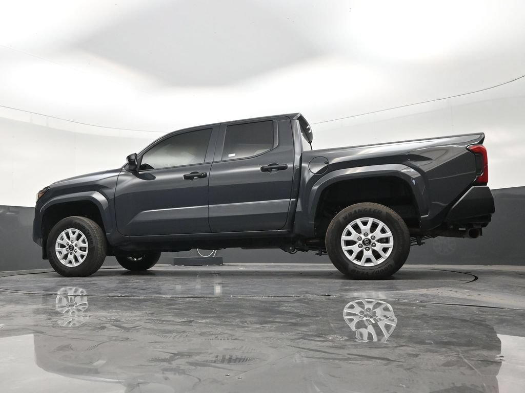 Used 2025 Toyota Tacoma SR RWD image 21