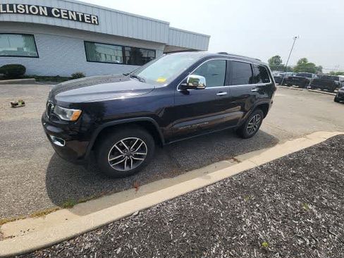 Used 2020 Jeep Grand Cherokee Limited AWD/4WD image 22
